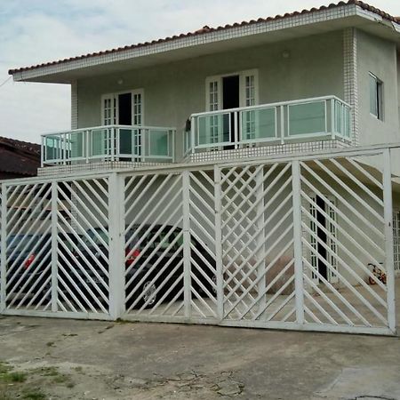 הוילה ברטיוגה Casa Em Vilagio Boraceia מראה חיצוני תמונה
